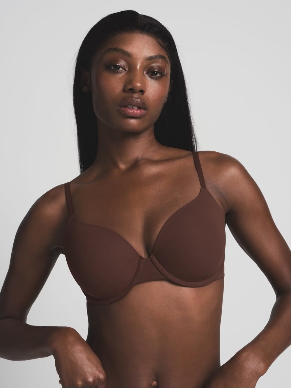 Skims fits everybody t shirt bra size 38d